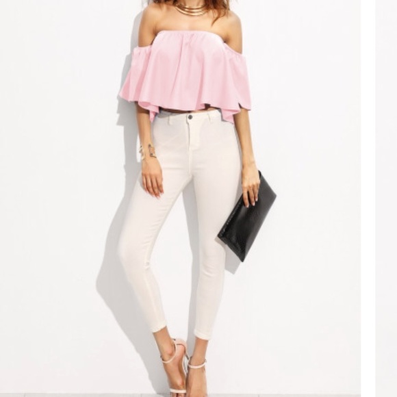 Tops - 💓🆕Off Shoulder Pink Flounce Top NWT💓